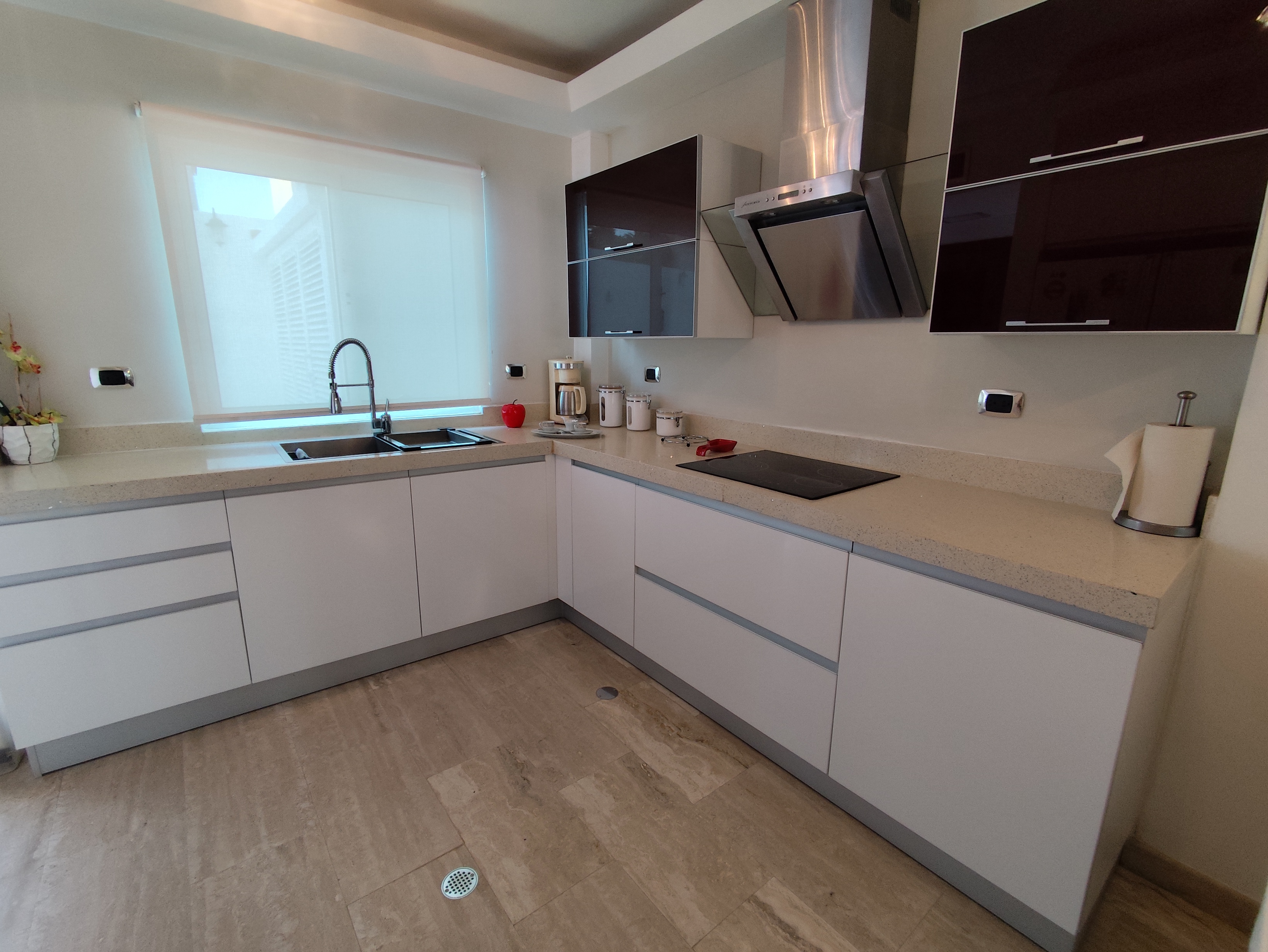 CASA EN VENTA SECTOR LOS ROBLES