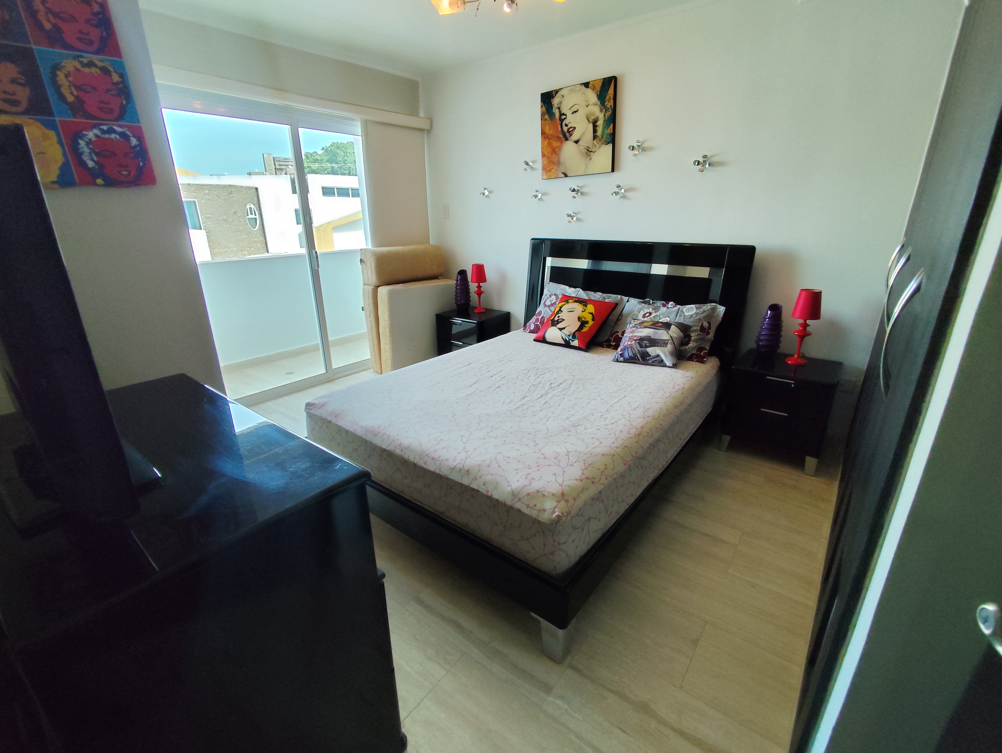 CASA EN VENTA SECTOR LOS ROBLES