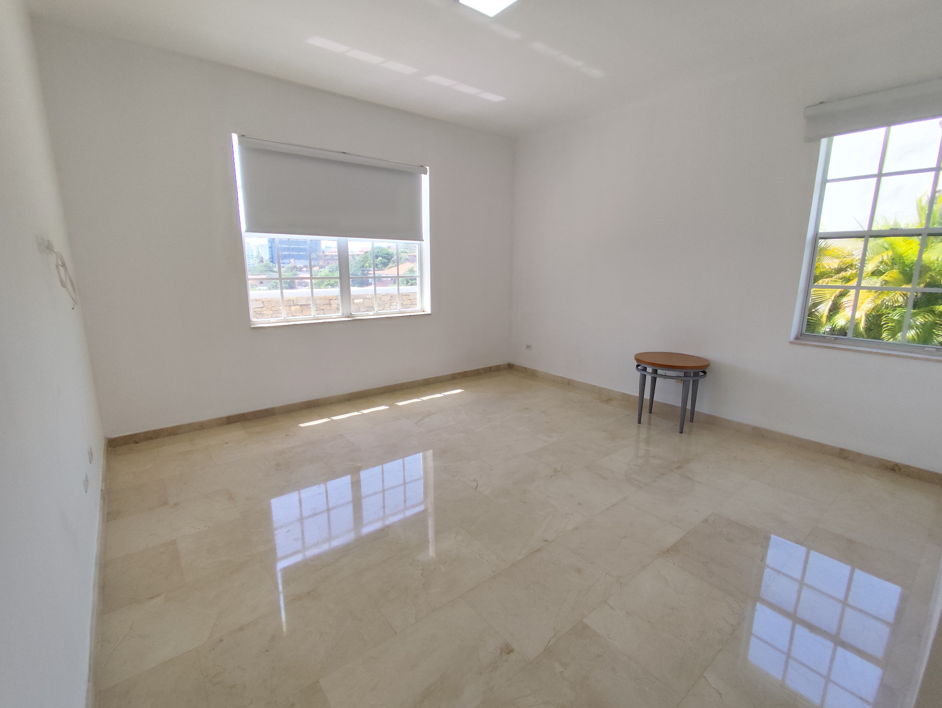 TOWNHOUSE EN VENTA EN ZONA ESTE