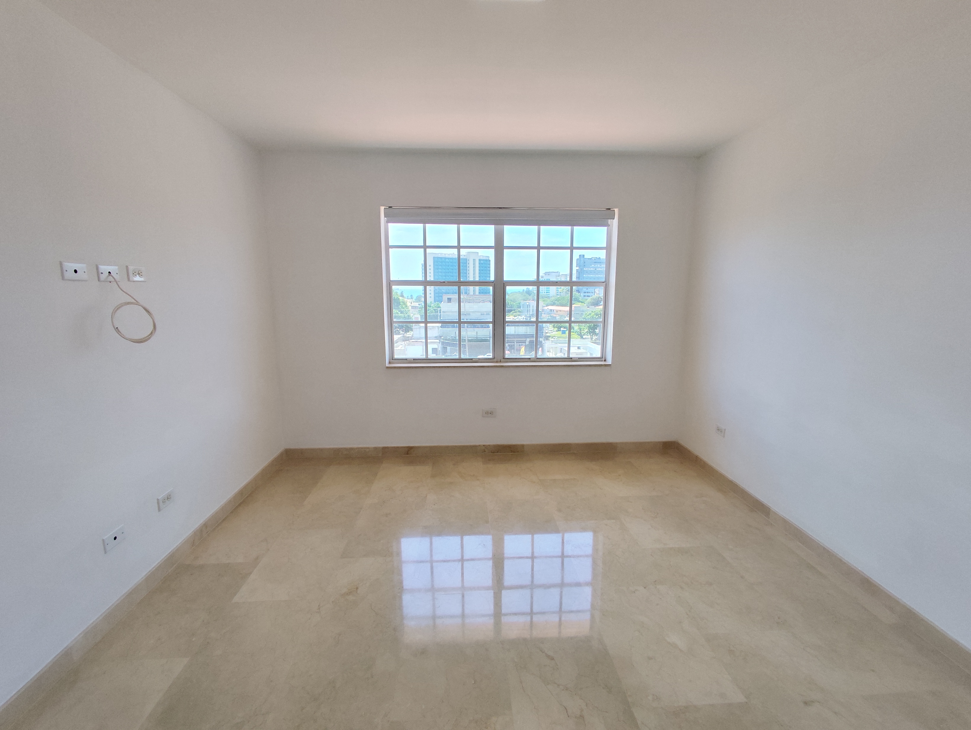 TOWNHOUSE EN VENTA EN ZONA ESTE