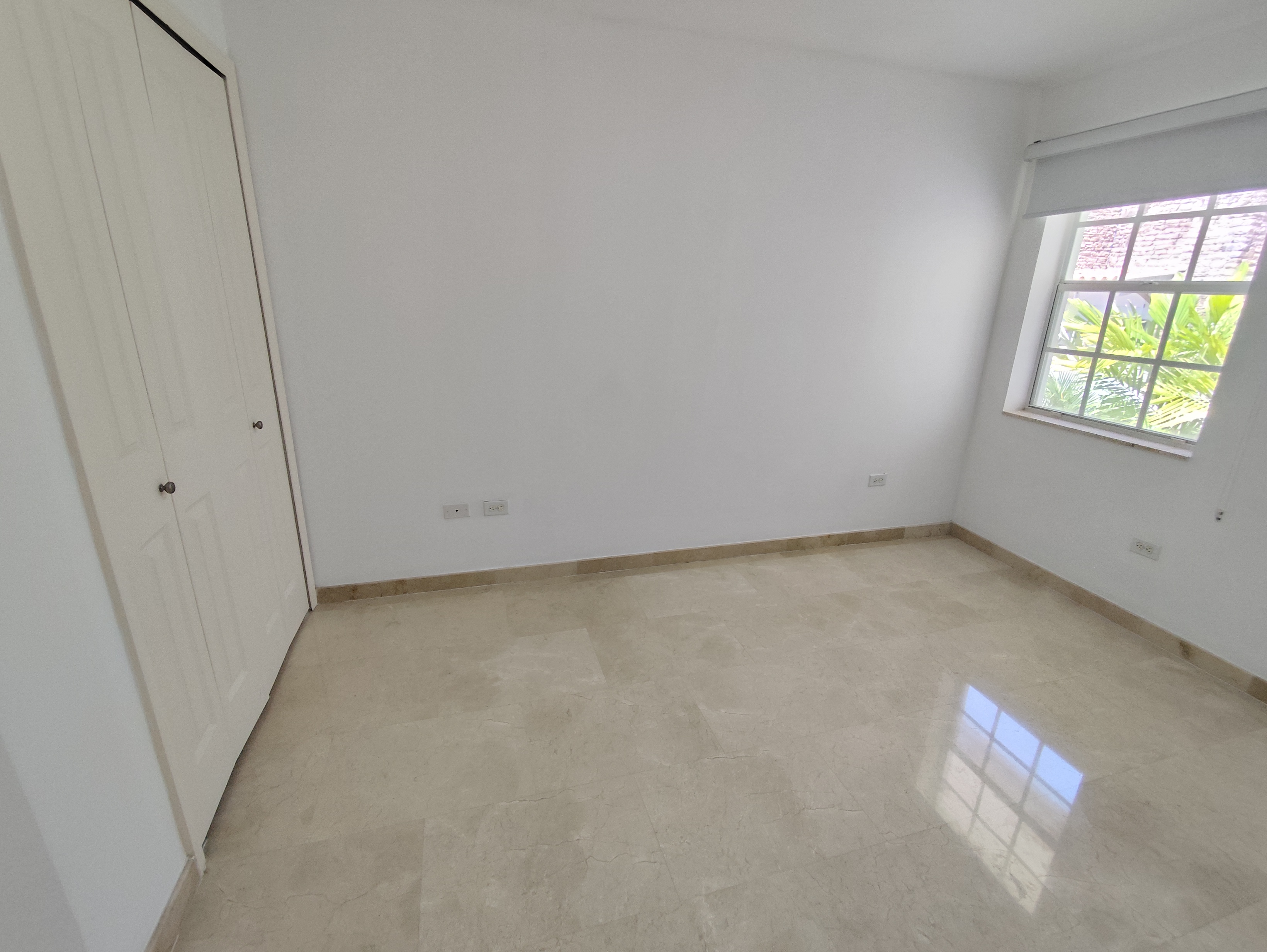 TOWNHOUSE EN VENTA EN ZONA ESTE