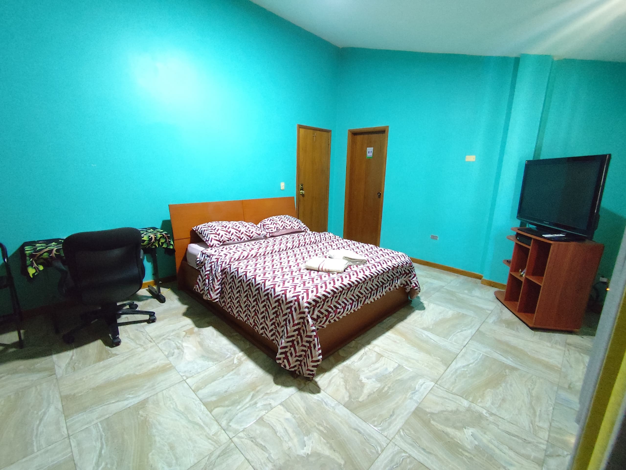 HOUSE IN PARAISO II FOR SALE