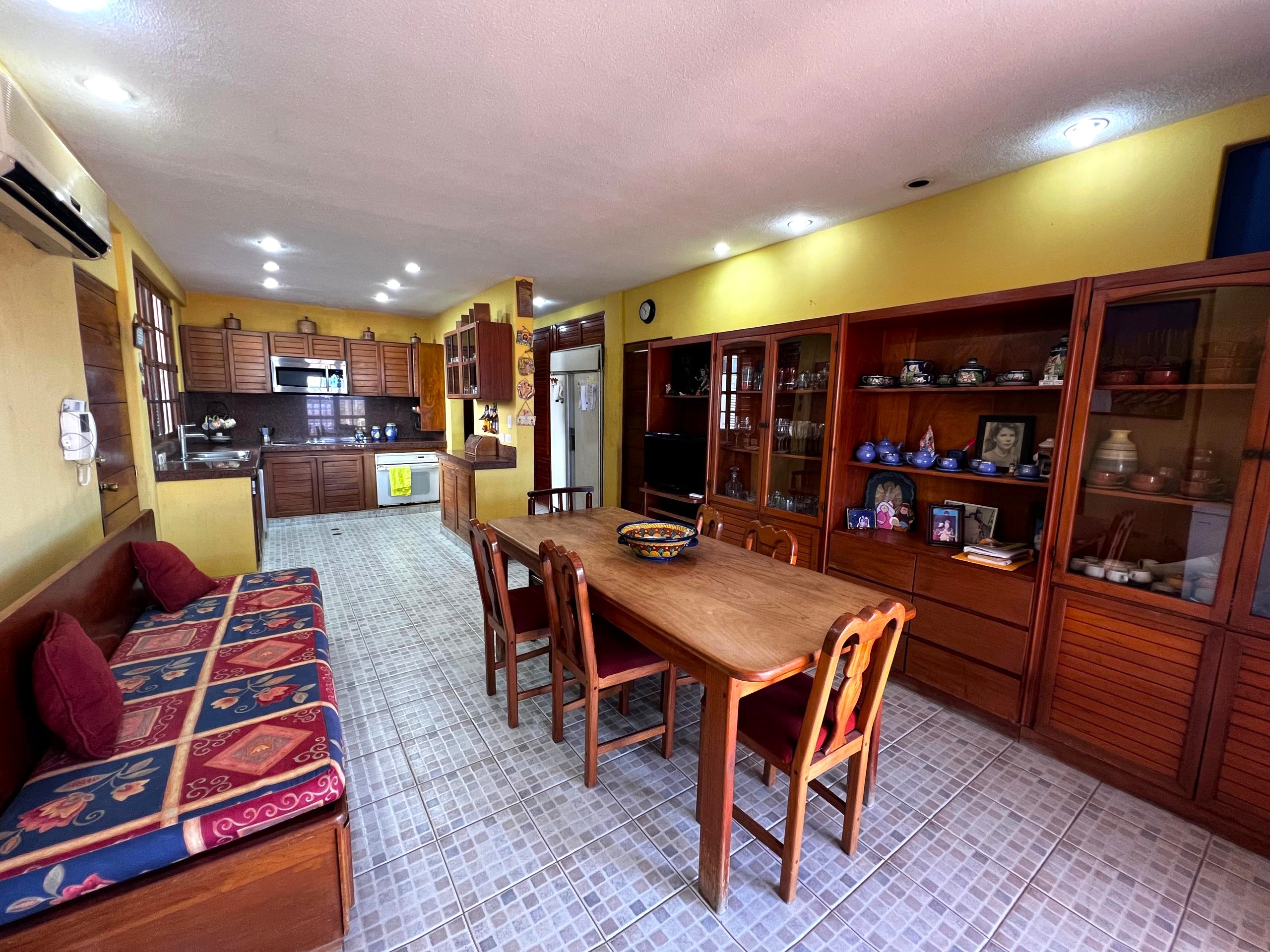 CASA EN VENTA EN PARAISO I, PAMPATAR