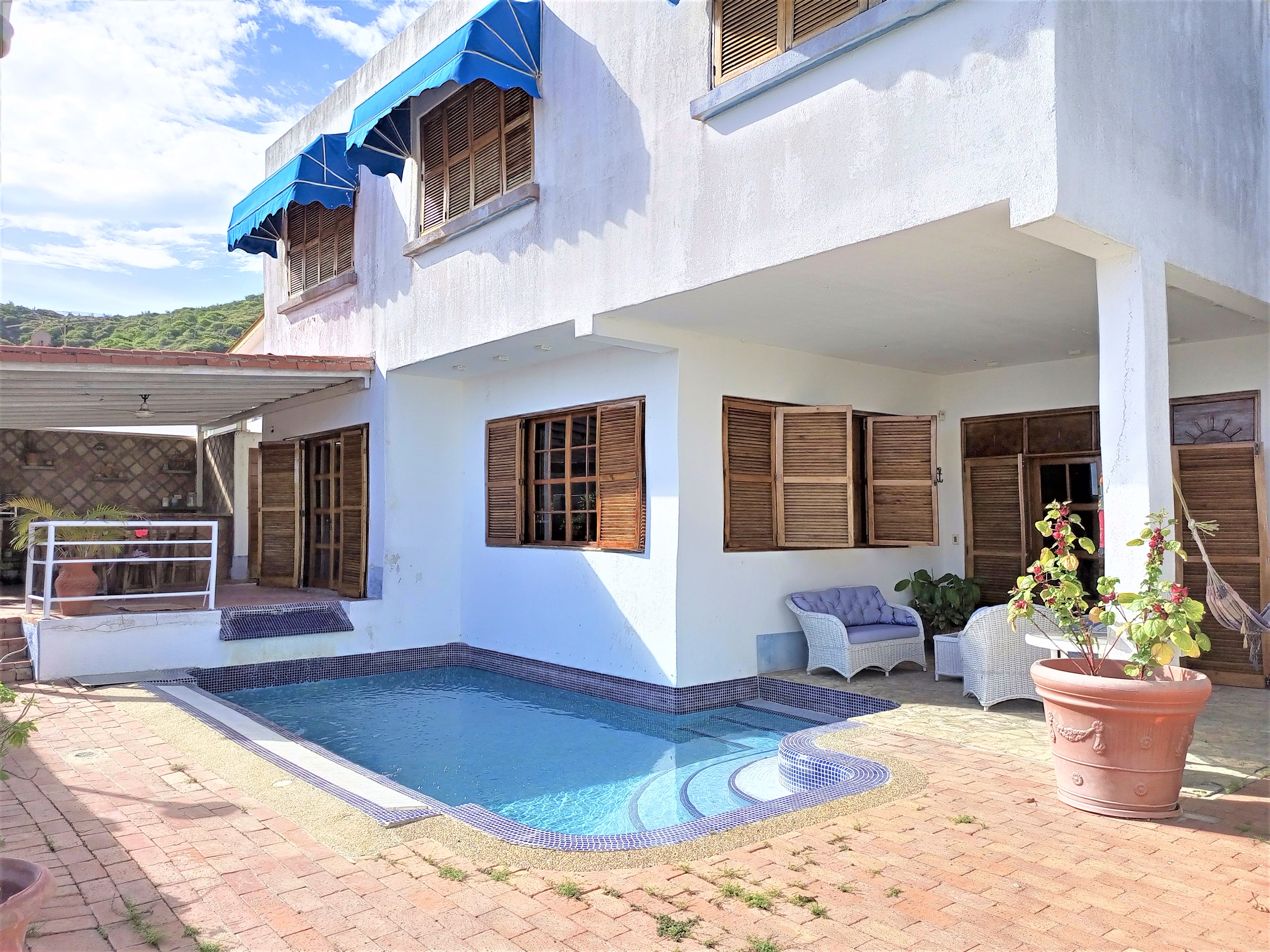 CASA EN VENTA EN PARAISO I, PAMPATAR