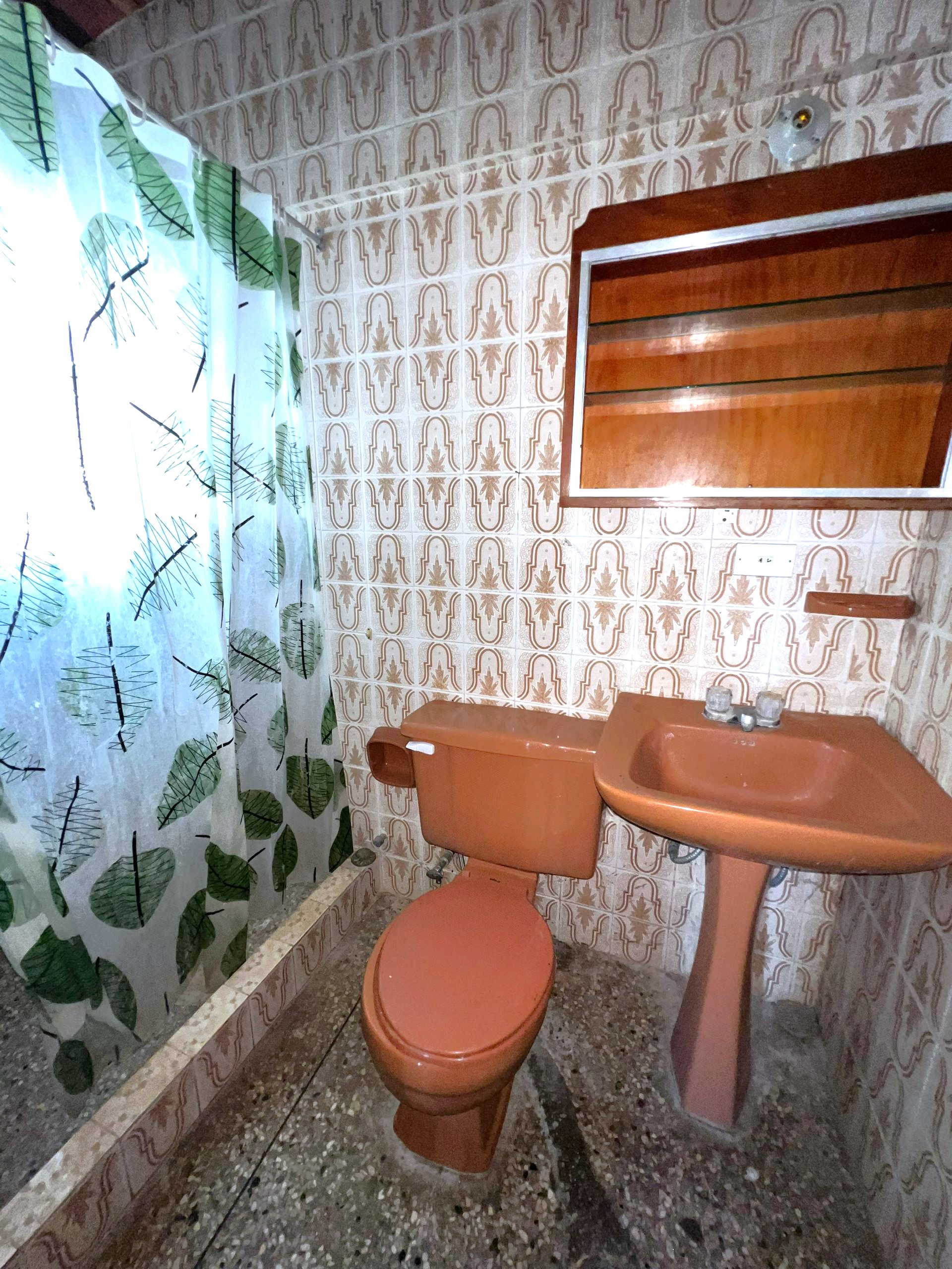 CASA EN VENTA EN LA MIRA