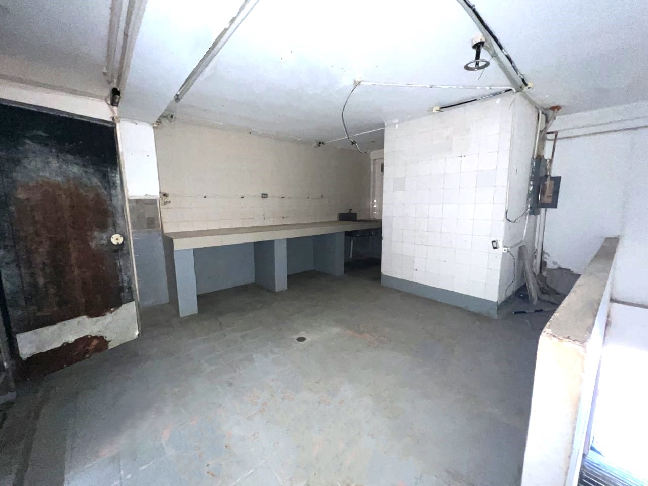 EXCELENTE LOCAL EN VENTA EN  MARGARITA  ZONA ESTE