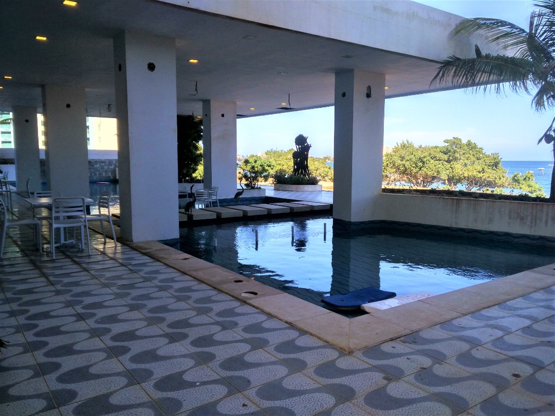 LAS OLAS CONDOMINIUM A LA ORILLA DEL MAR